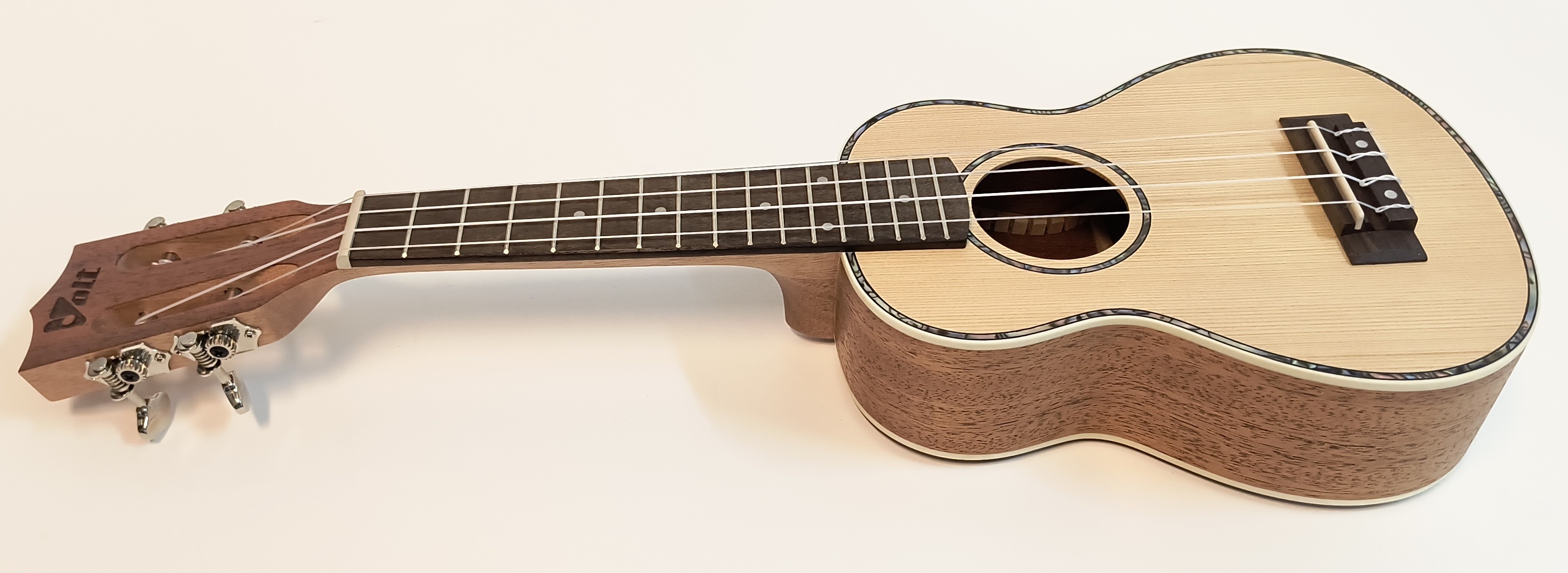 VOLT Ukulele Sopran "Texas" incl. Gig Bag*