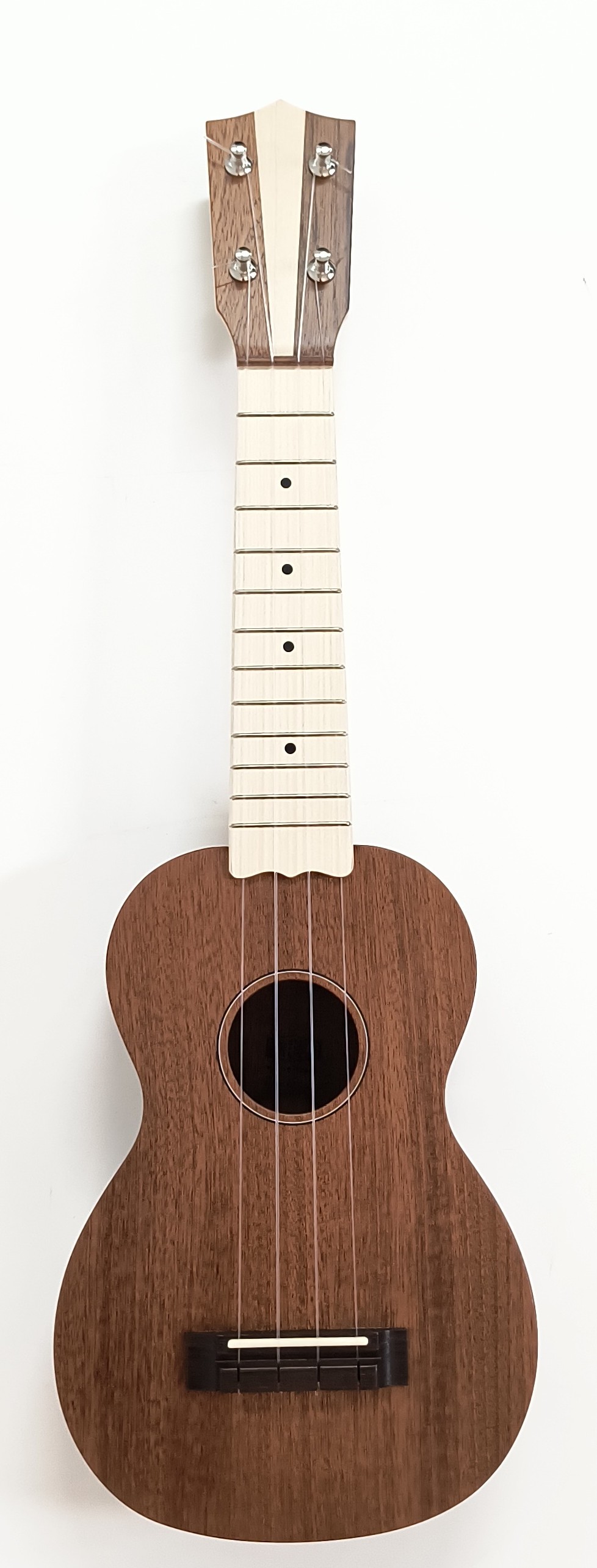 Brüko Sopran-Ukulele S006FW-flach Thin Body*