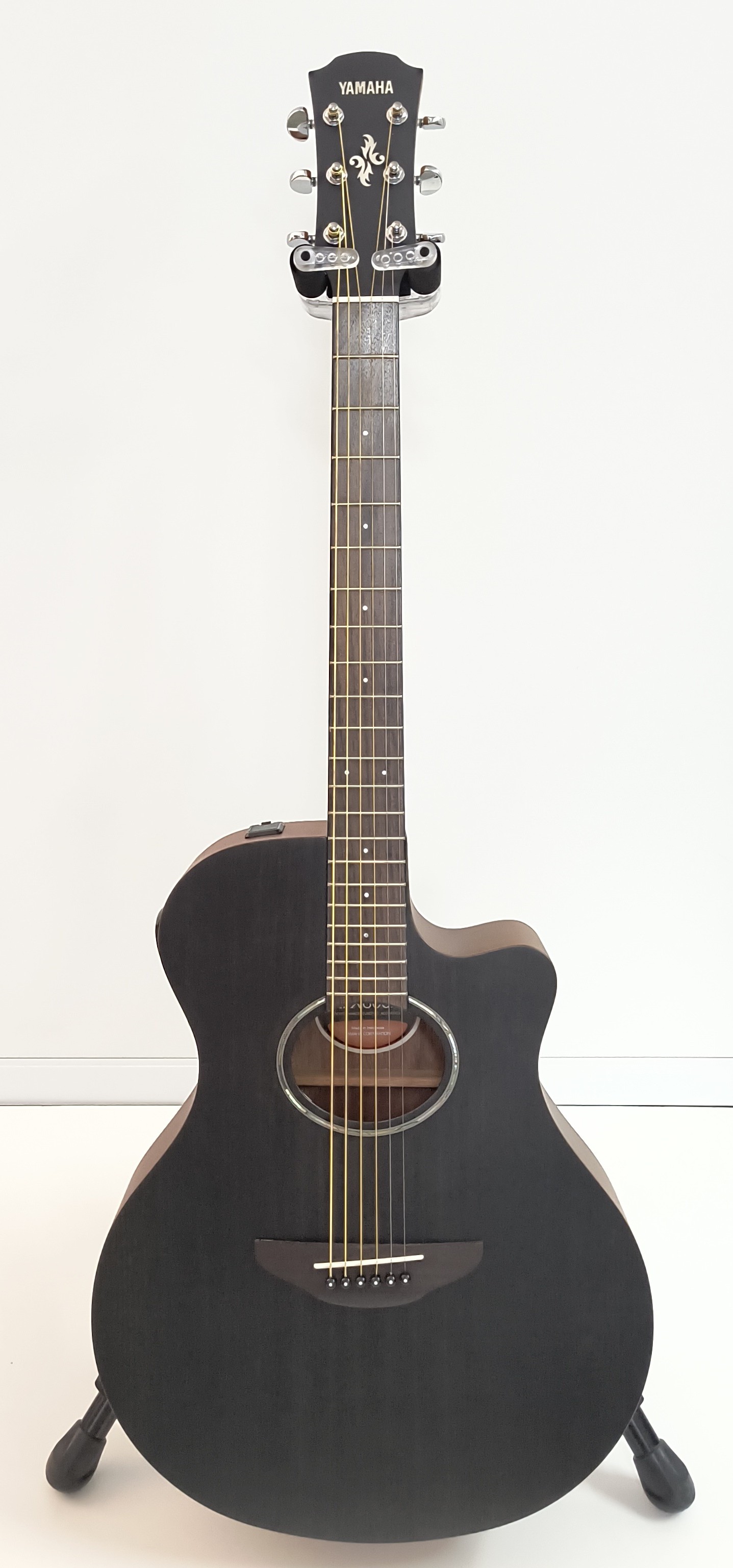 Yamaha Akustikgitarre APX 600 M  smoky black*
