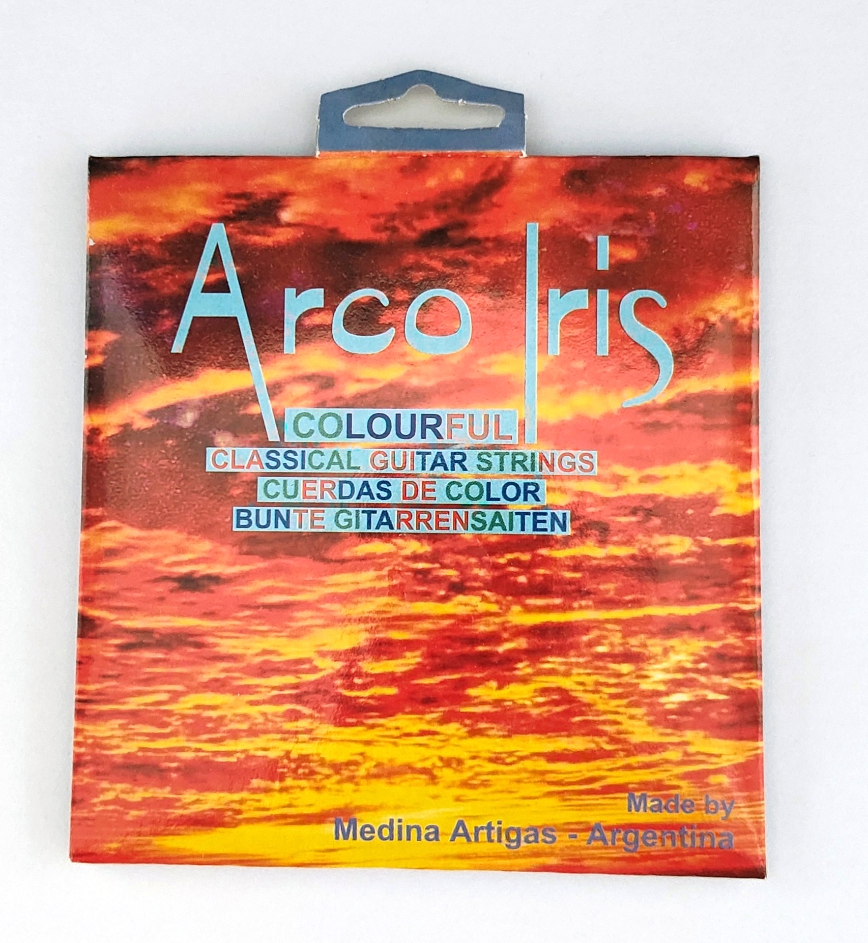 Medina Artigas Arco Iris bunte Nylonsaiten für 4/4 Gitarre*