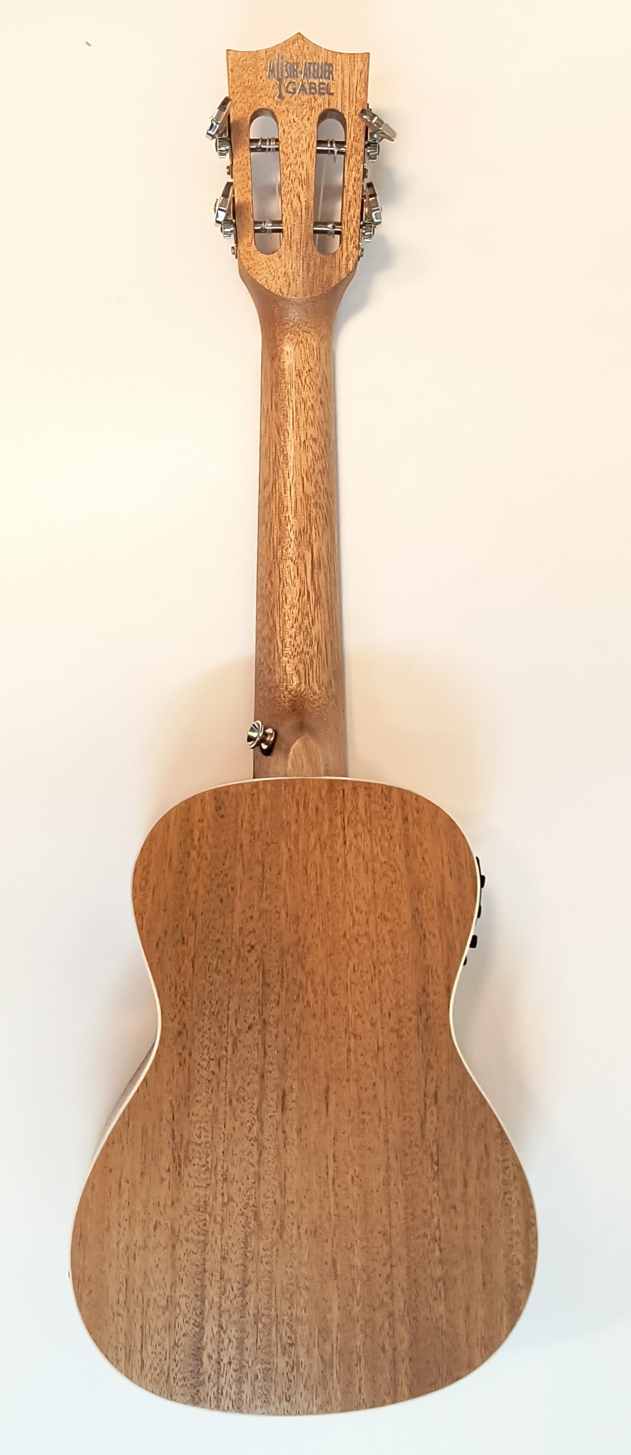 VOLT Ukulele Concert "Valencia"  incl. Bag*