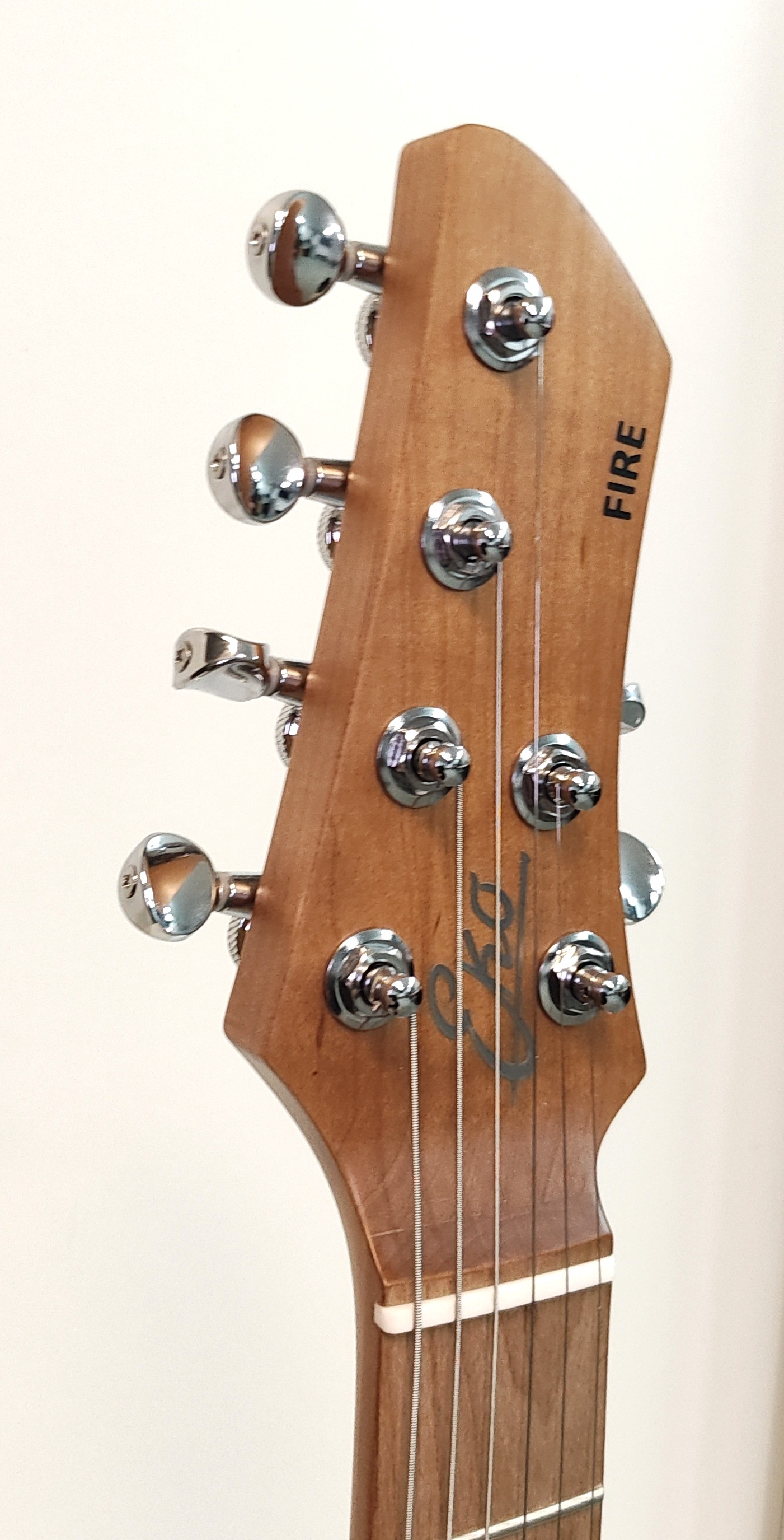 EKO E-Gitarre GEE FIRE-AUR401-AMB, Flamed Amber Burst