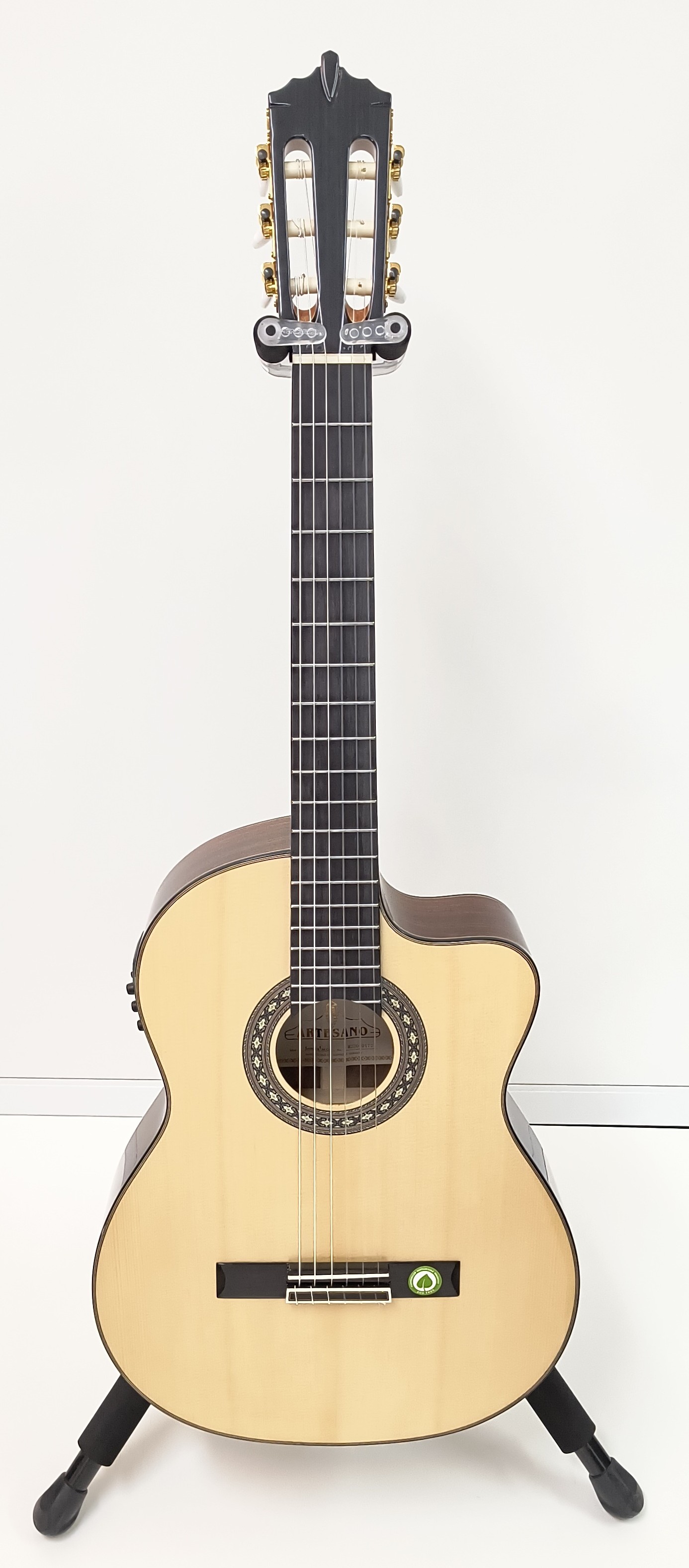 Artesano Konzertgitarre Sonata BS Cut mit TA lack.*