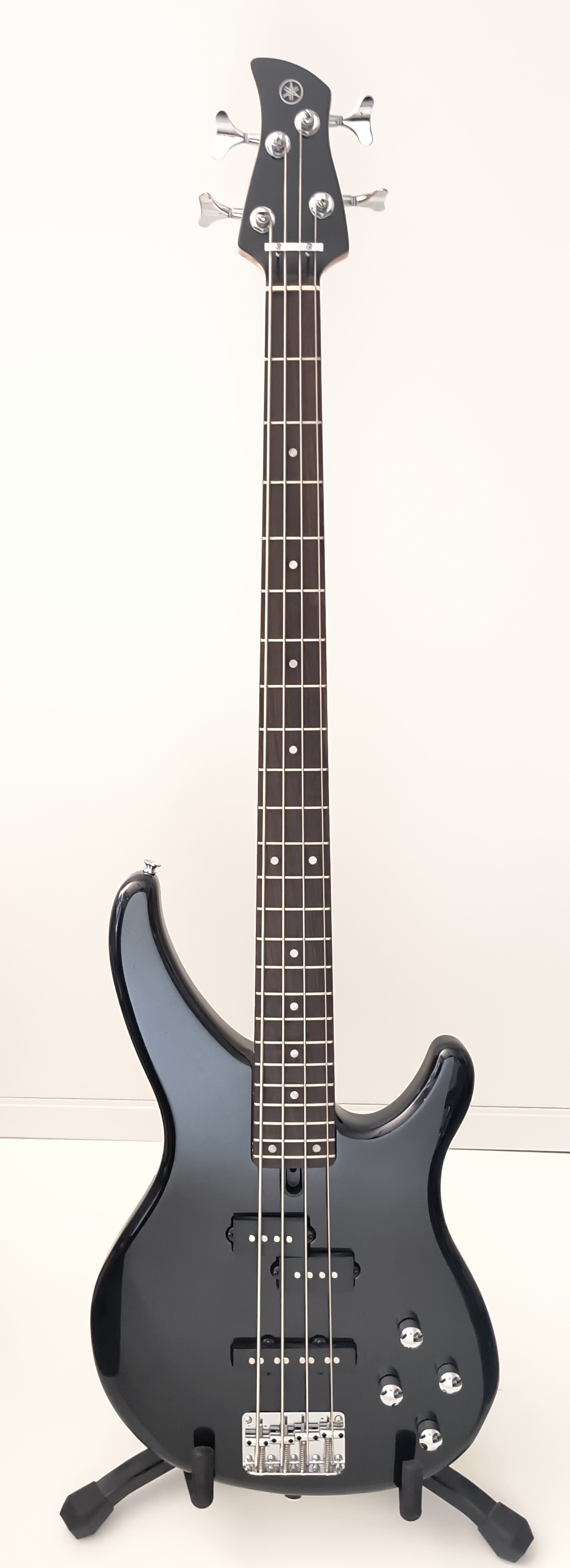 Yamaha Bassgitarre TRBX 204 II galaxy black -aktiv-*