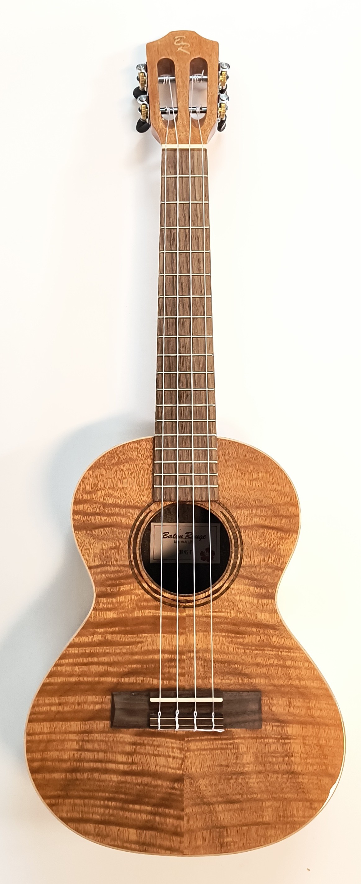 Baton Rouge Ukulele Tenor UR45-T lackiert*