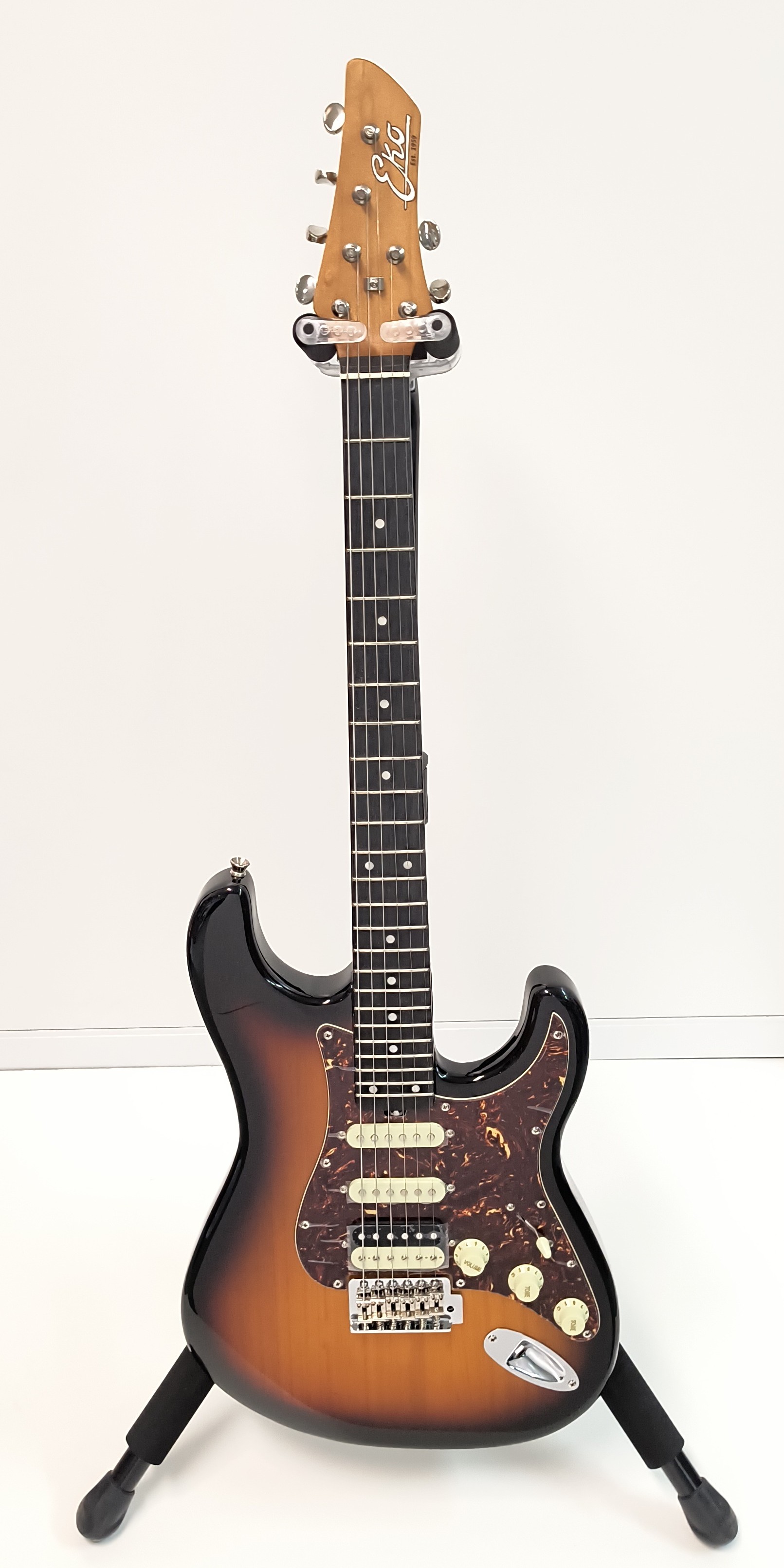 EKO E-Gitarre GEE AIRE-VNOS-SB Sunburst lack.*