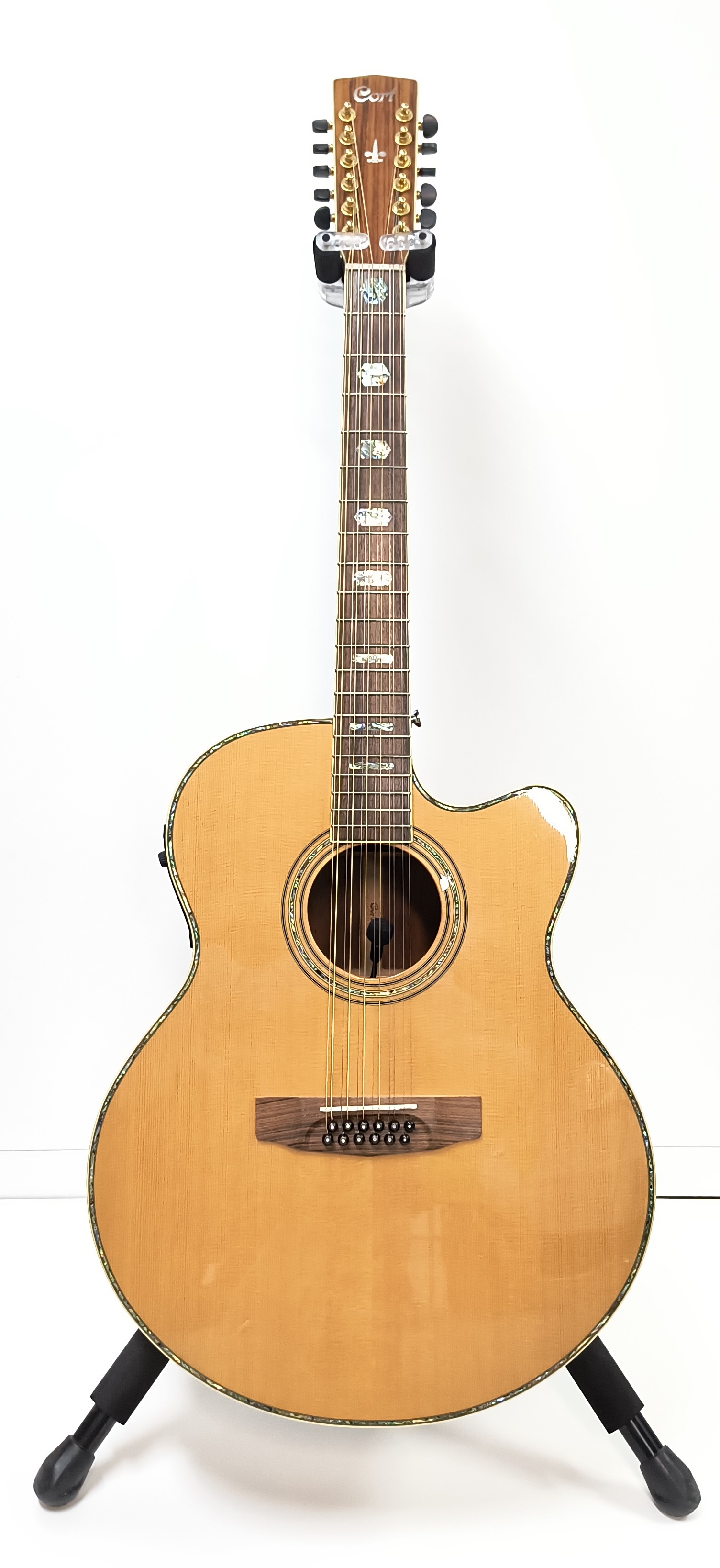 Cort Westerngitarre CJ10X 12saitig incl. Tasche A&V* Cort Westerngitarre CJ10X 12saitig incl. Tasche A&V*