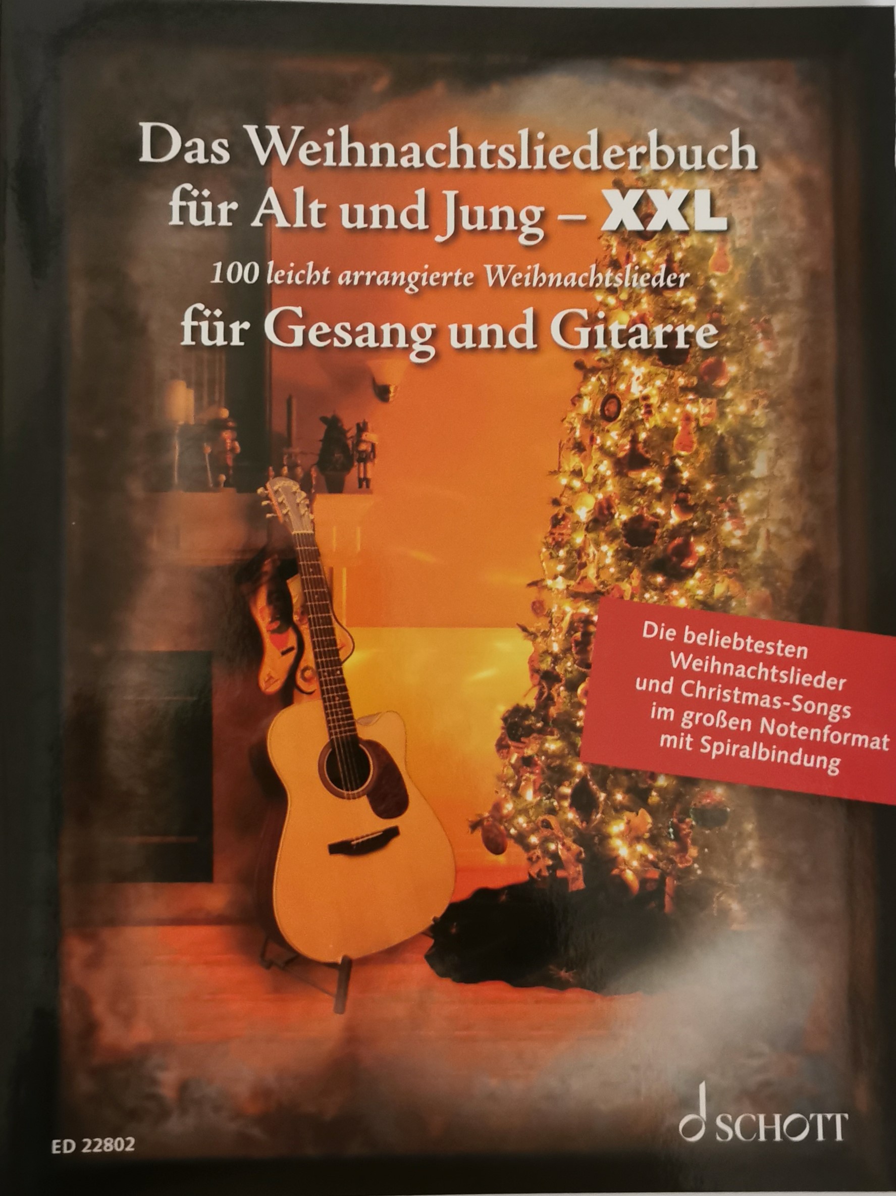 Das Weihnachtsliederbuch für Alt+ Jung- XXL- Gitarre*