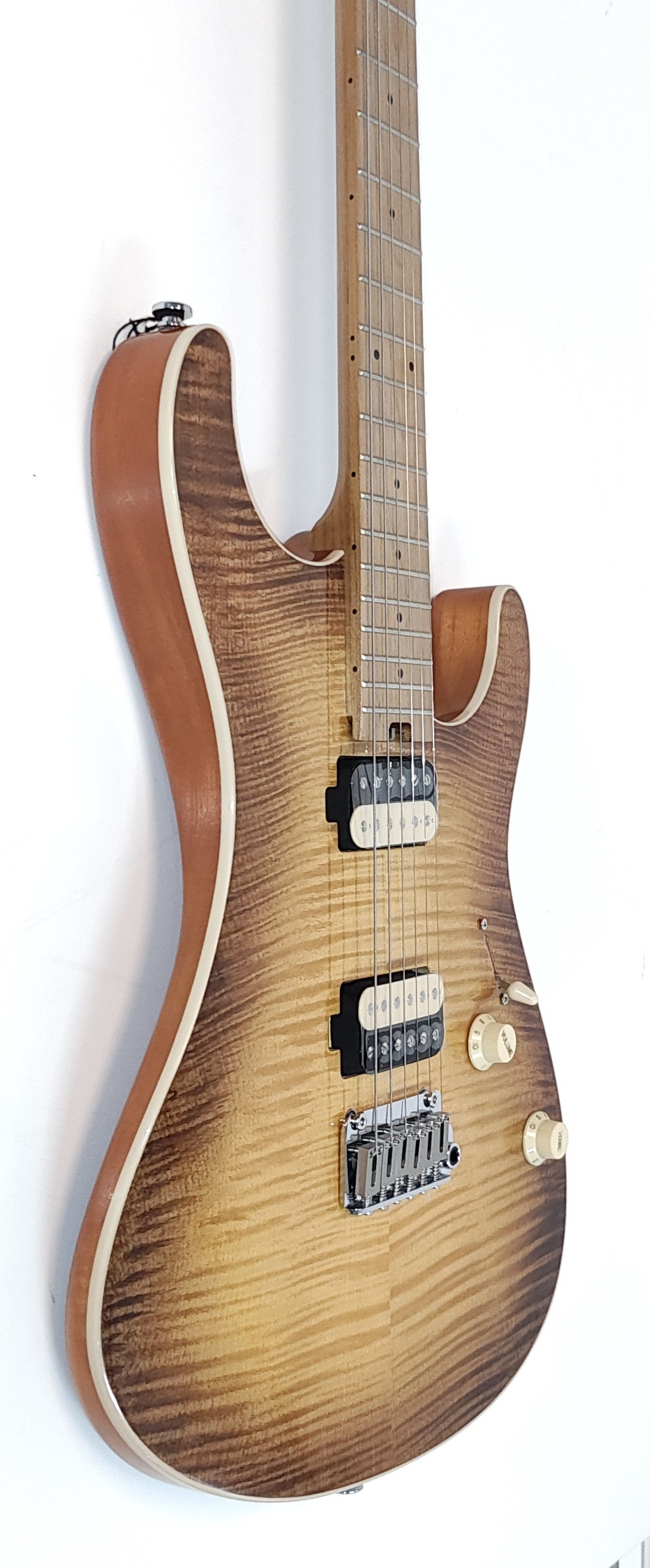 EKO E-Gitarre GEE FIRE-AUR401-AMB, Flamed Amber Burst
